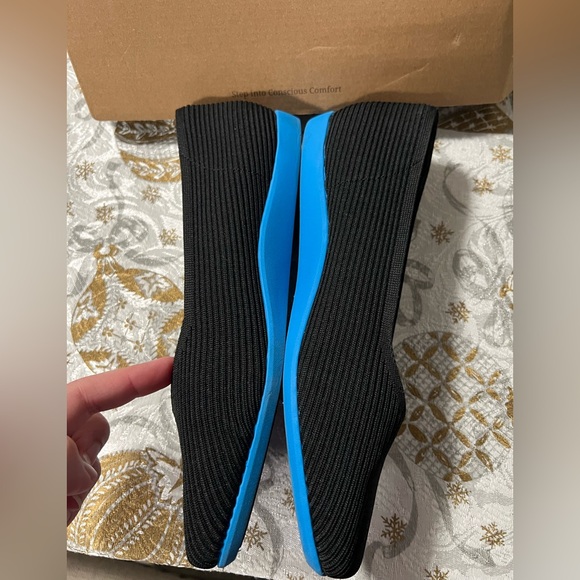 Vivaia Lightweight Square-Toe V-Cut Flats Margot Walker - Picture 2 of 8